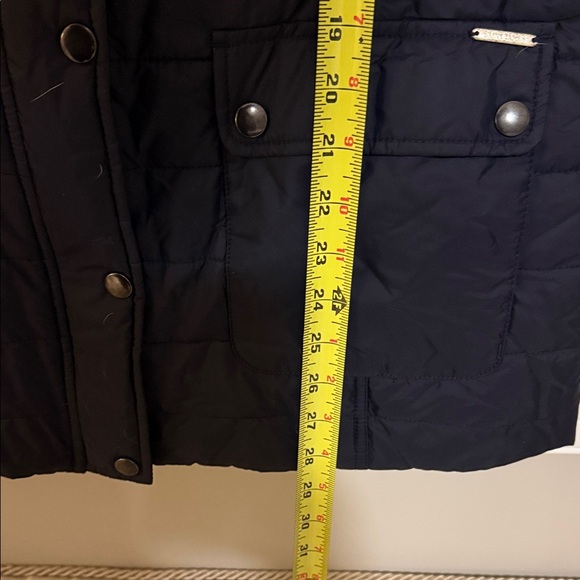 Saint James Mademoiselle Navy Quilted Vest with beautiful stripes on lining. 14 - Picture 14 of 14